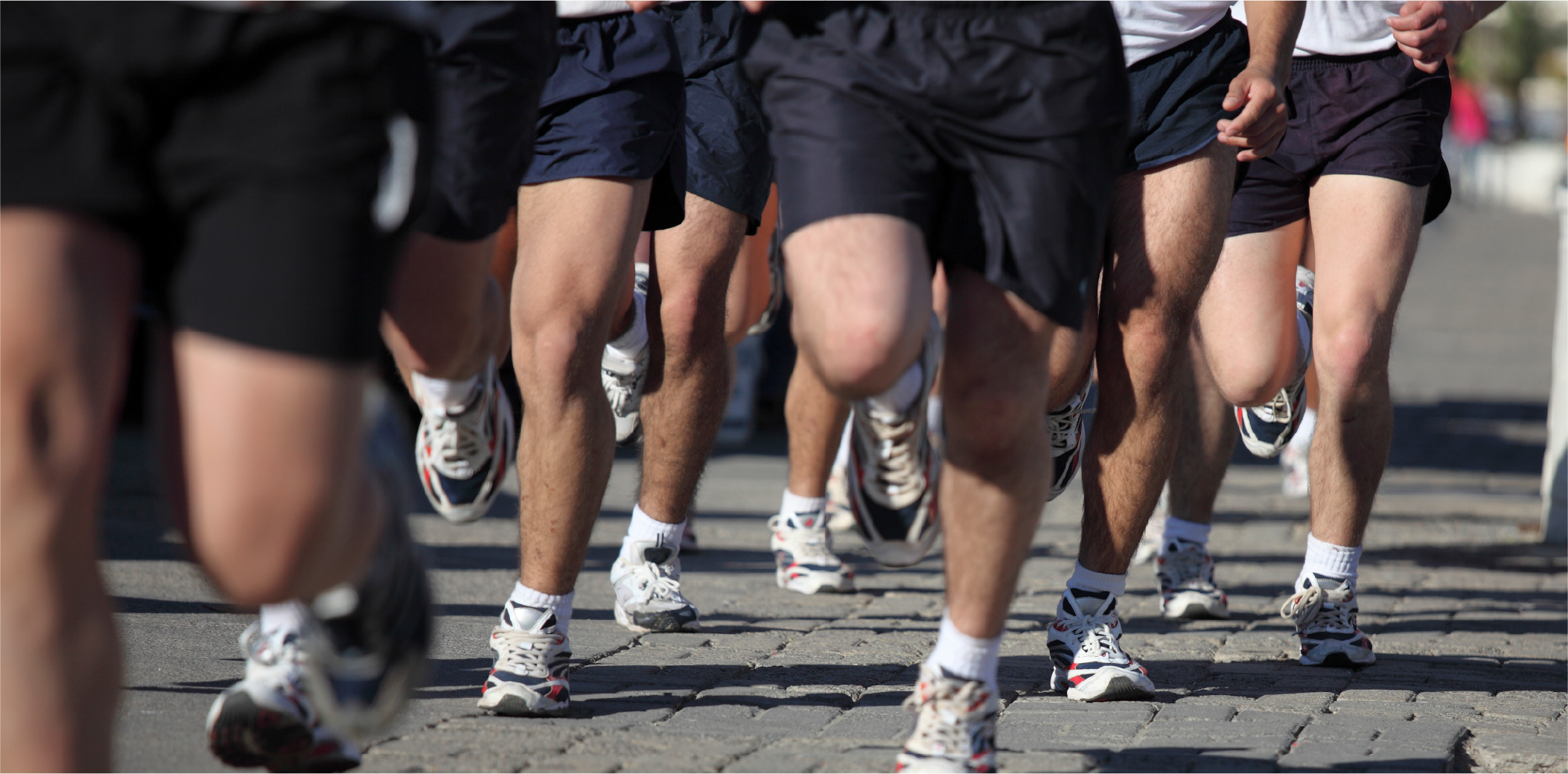 Soldiers running together